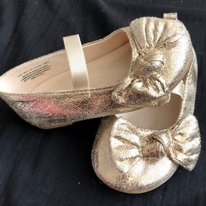 Gold toddler shoe